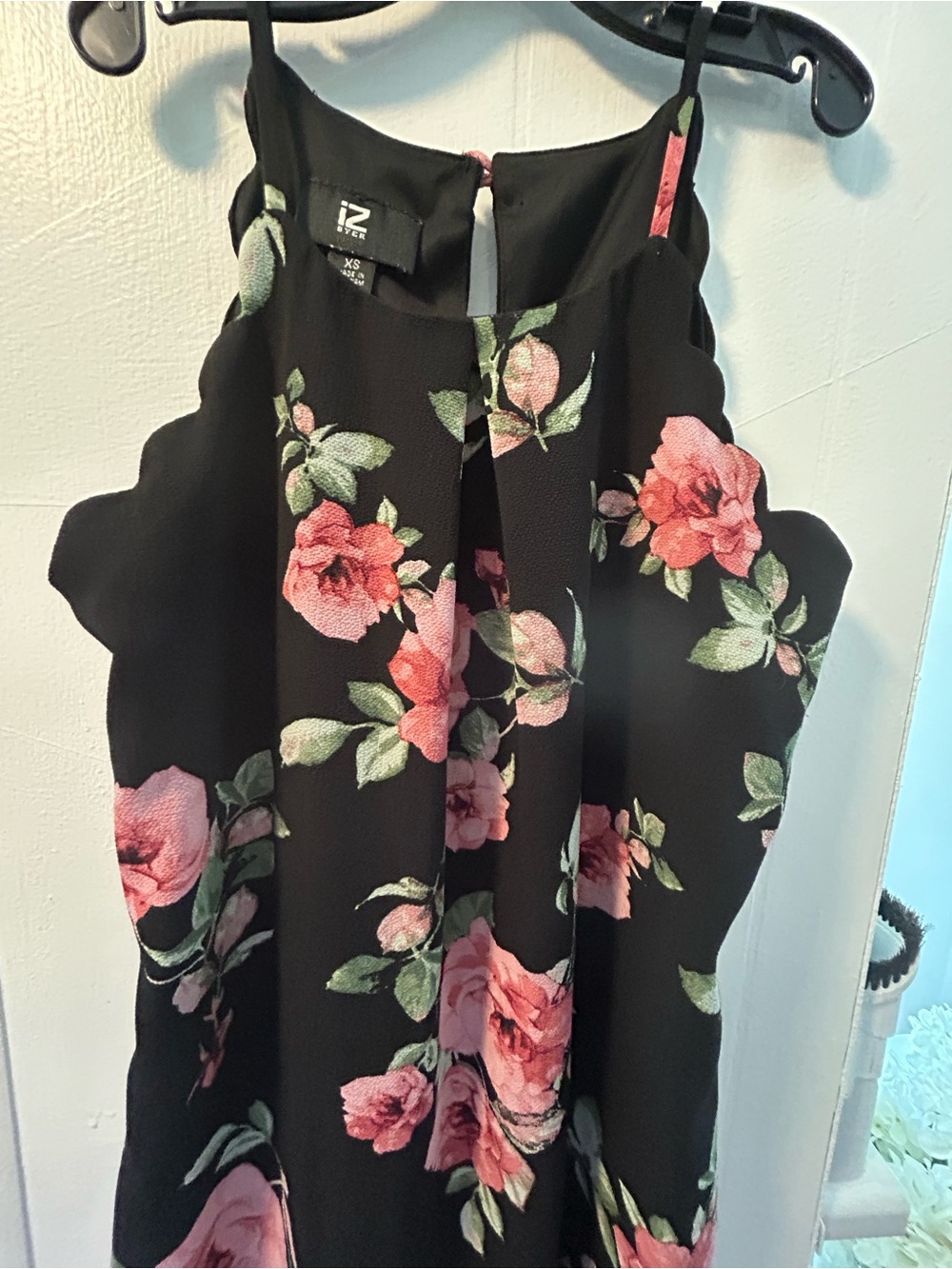 NWOT IZ BYER HALTER NECK Floral Print Mini w/Scalloped Details and Fully Lined